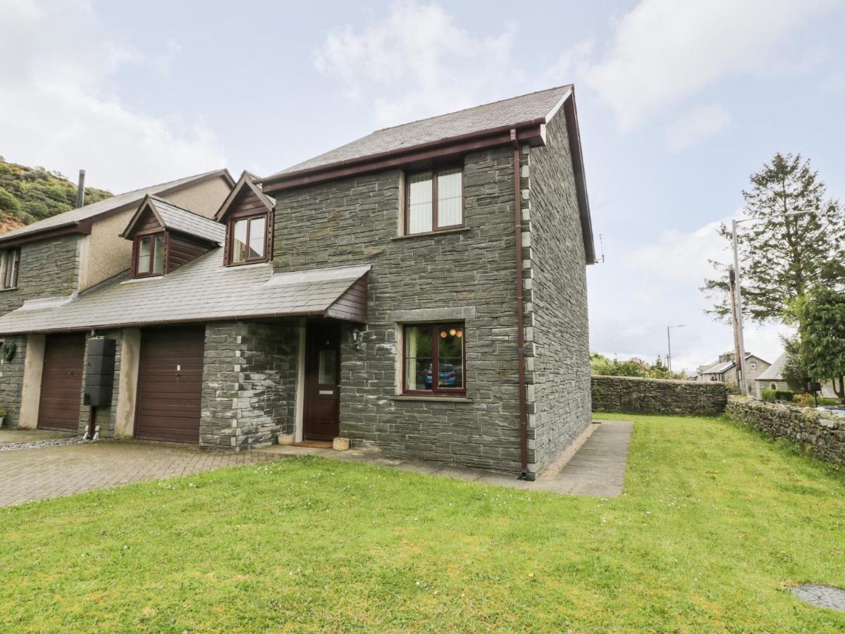 6 Stad Yr Ysgol Blaenau Ffestiniog Bagian luar foto