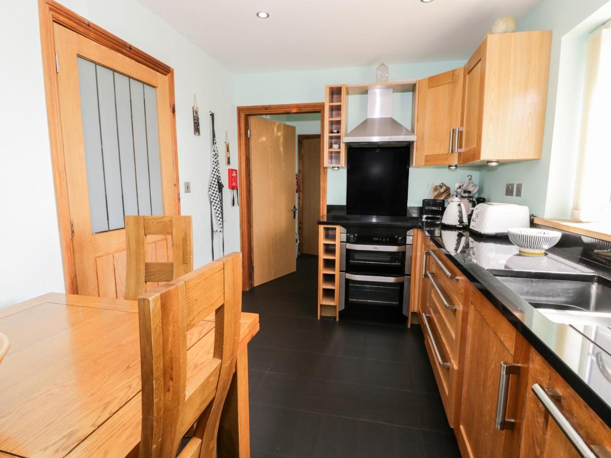 6 Stad Yr Ysgol Blaenau Ffestiniog Bagian luar foto